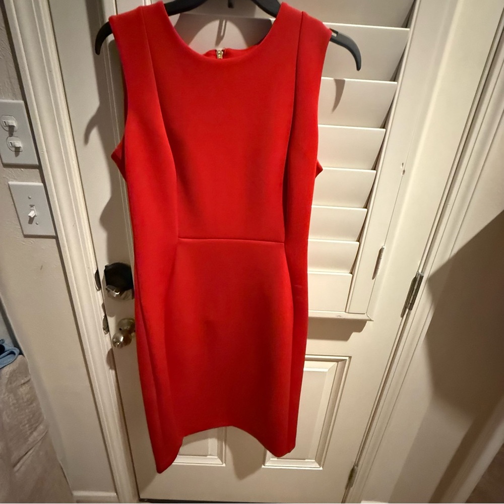Elegant Red Sleeveless Dress